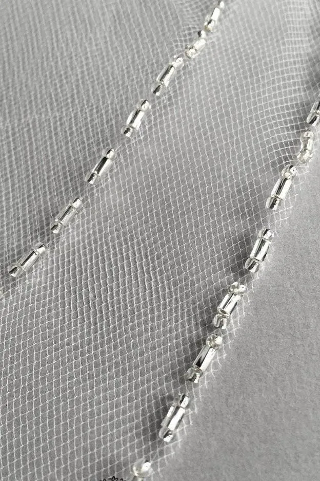 Beautiful 0.6M Short Beading Wedding Veil Bridal Veil For Wedding