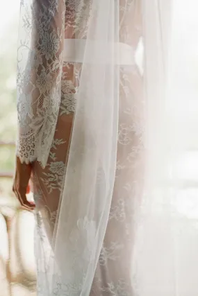 Dreamy single layer luminous Italian tulle veil - style V3221