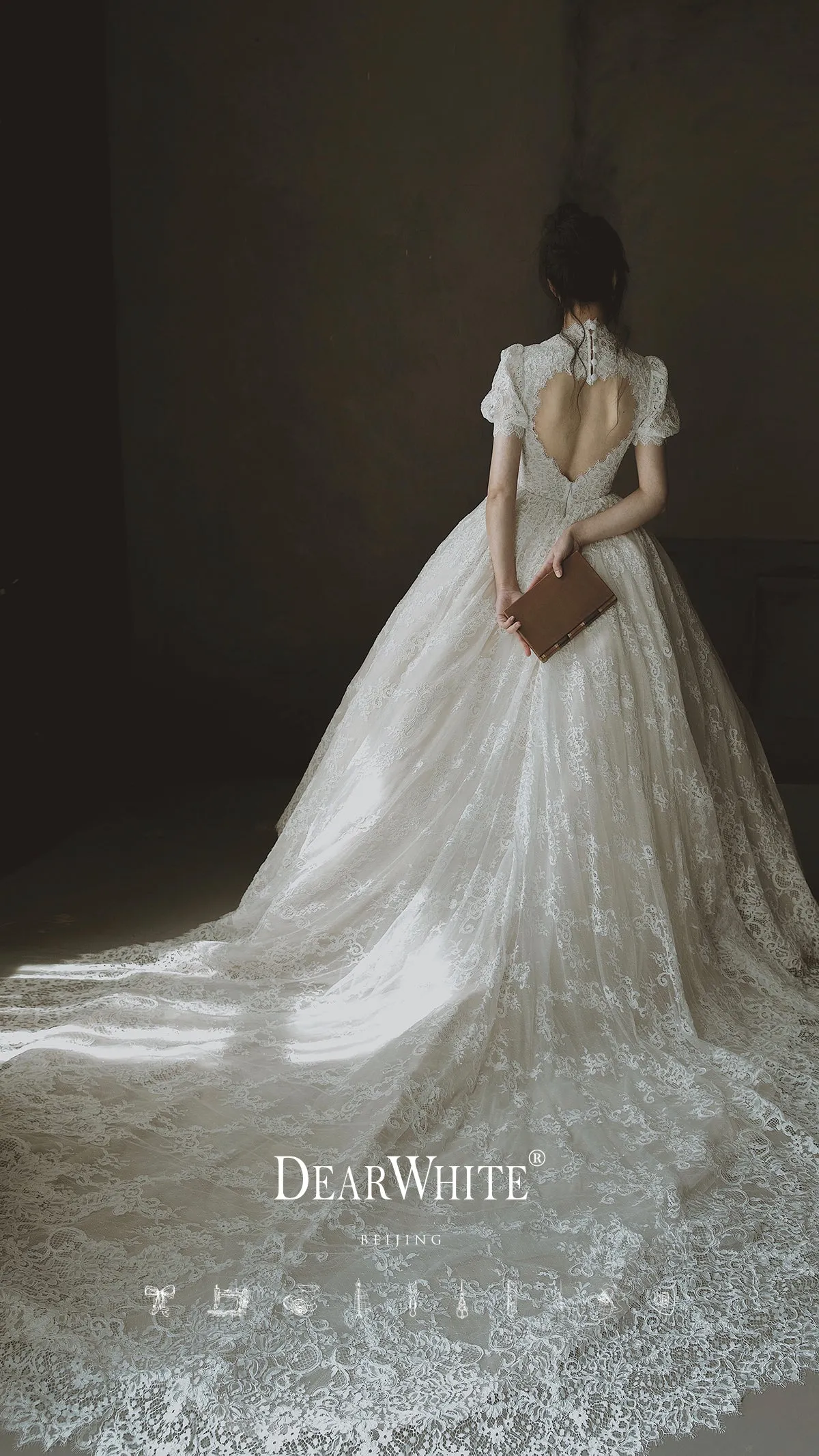 Early Spring 2023 heart original big trailing lace wedding bridal dress- Alice of Hearts
