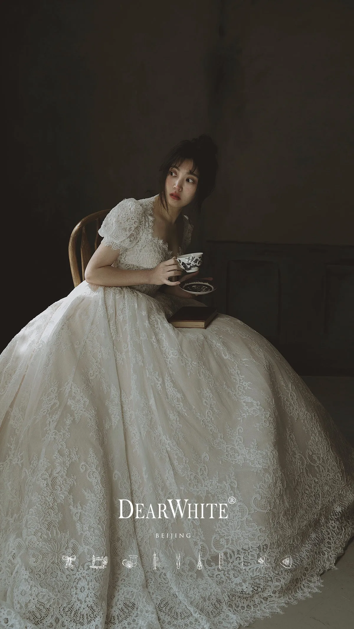 Early Spring 2023 heart original big trailing lace wedding bridal dress- Alice of Hearts