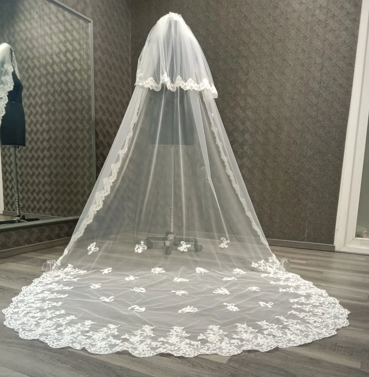 GownLink Bridal Long Veil 3.5-meter GLVHM4