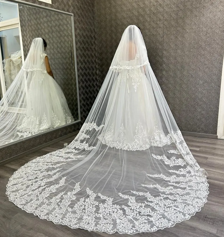 GownLink sparkle Bridal 3.5m Veil with Front-Face Layer and Comb for Christian & Catholic Weddings GLVD30S