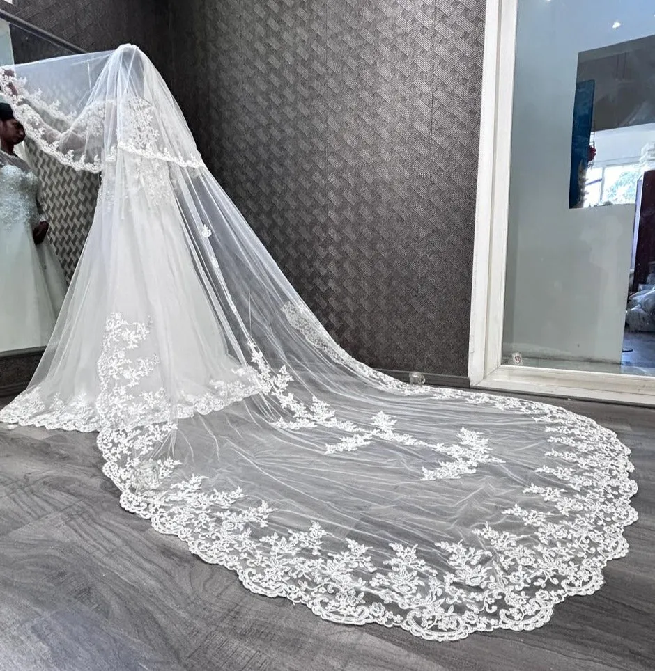 GownLink's  4 Meters Long Bridal Veil Cathedral Christian & Catholic Wedding GLVHML007