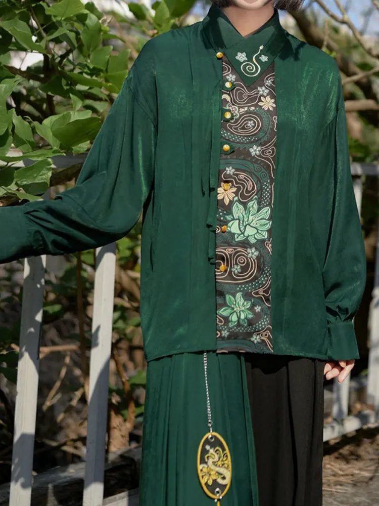Green Top with Chinese-Style Embroidery