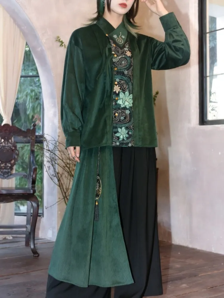 Green Top with Chinese-Style Embroidery