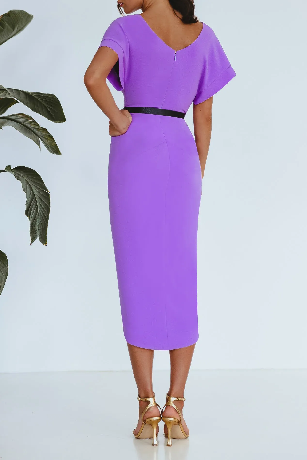 Jaya Crepe Midi Dress in Lilac