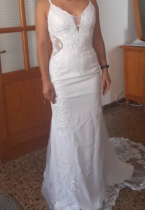 Lace Mermaid Spaghetti Straps Sexy V-Neck Backless Sweep Train Bridal Wedding Gown