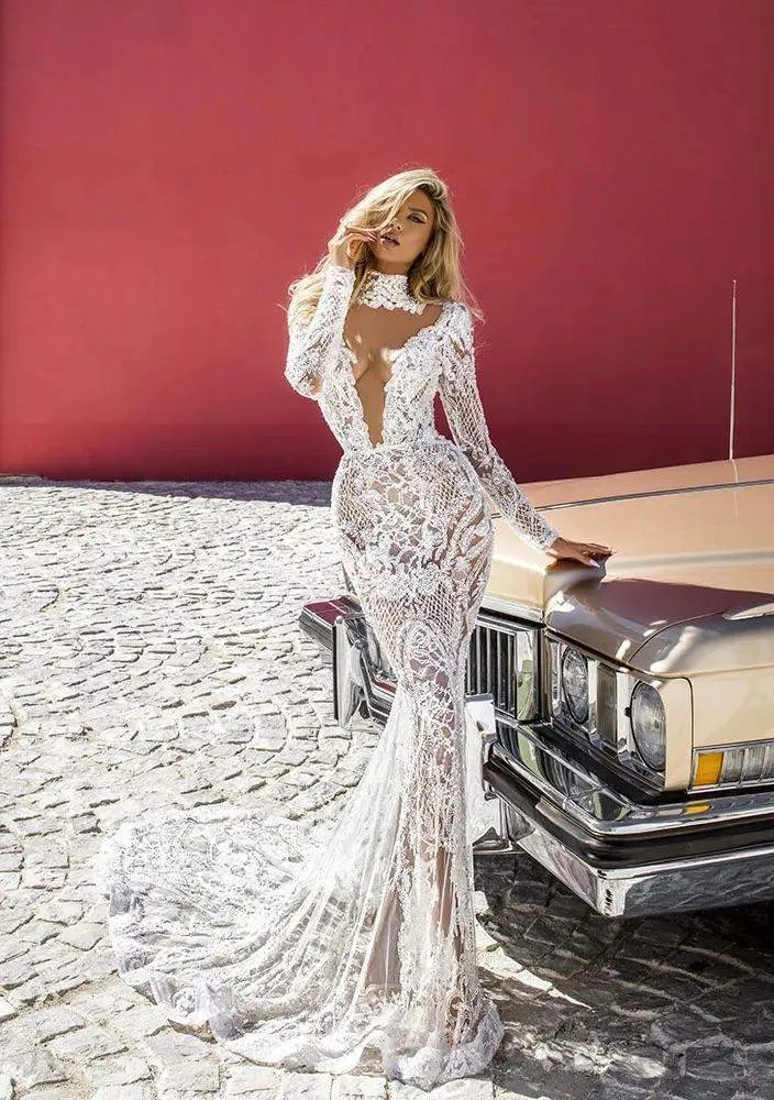 Laced Wedding Dress with Hat
