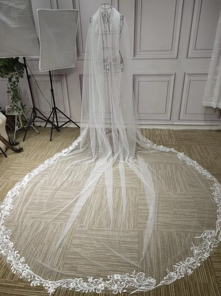 Long Lace appliques wedding veil