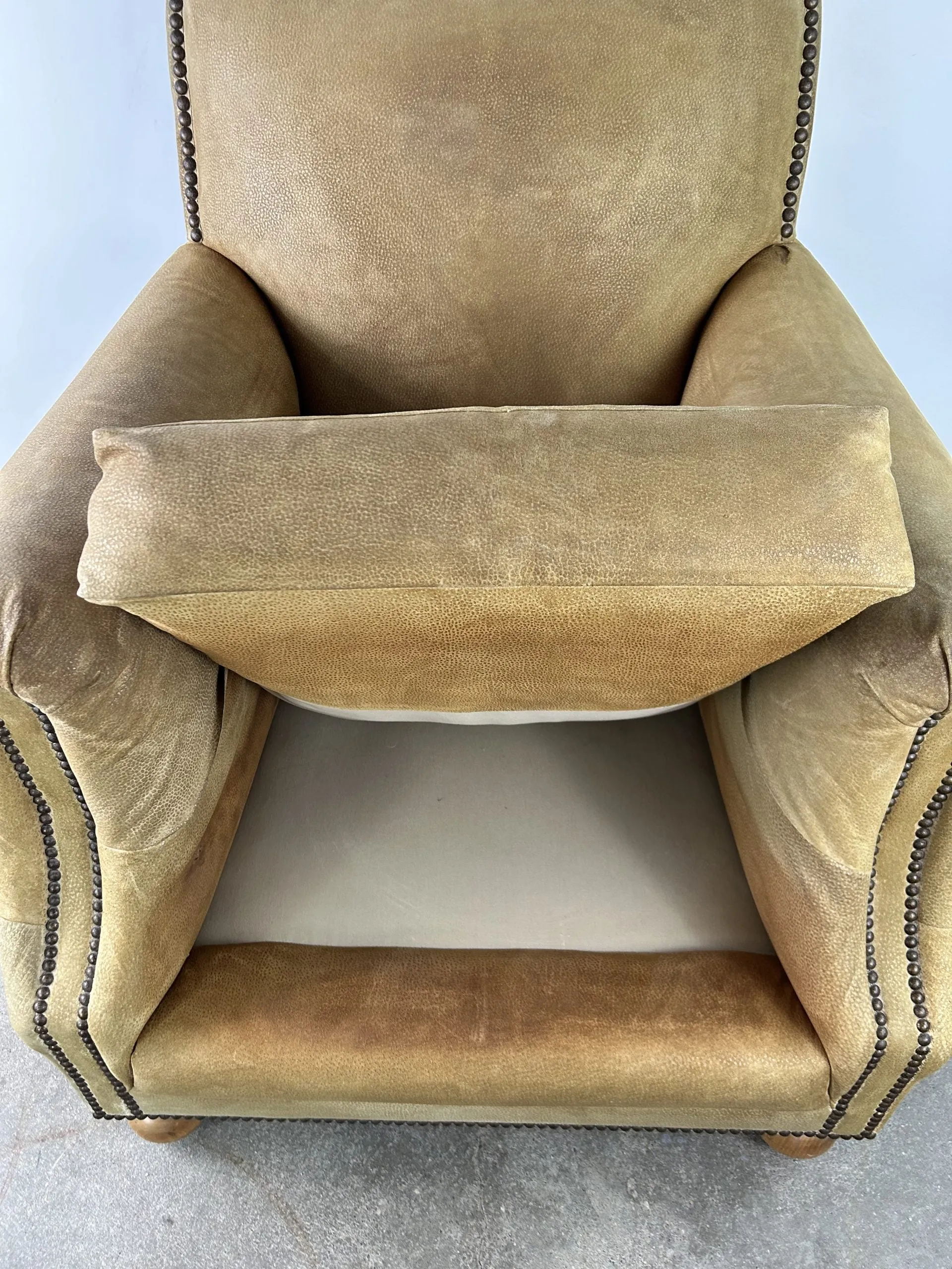 Lounge Chair, Pig Skin, Western Style, Bronze Nail Heads