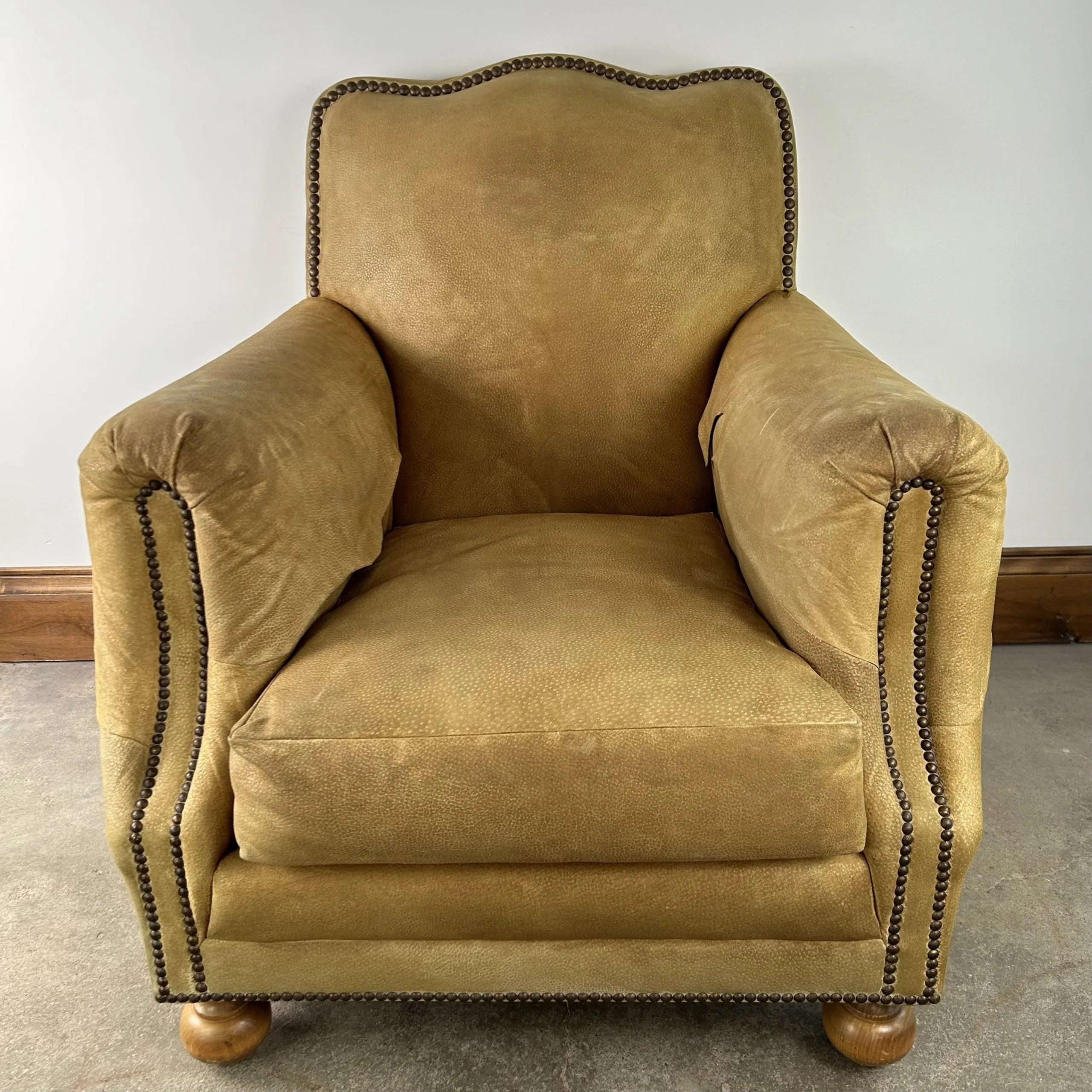 Lounge Chair, Pig Skin, Western Style, Bronze Nail Heads
