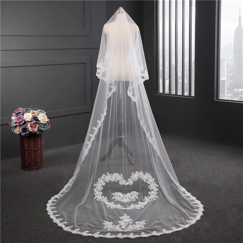 One-Tier Wedding Veil UK Tulle Lace Edge Chapel Veils Appliques TS91020