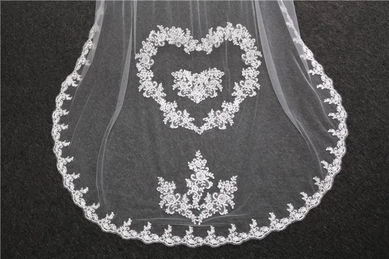 One-Tier Wedding Veil UK Tulle Lace Edge Chapel Veils Appliques TS91020