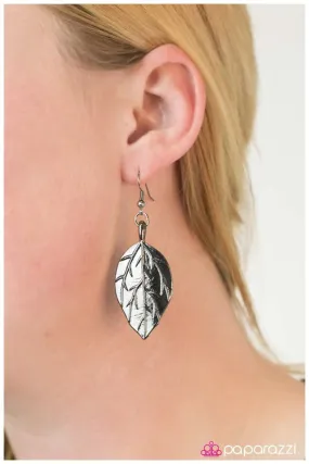 Paparazzi Earring ~ The Four Seasons - Black