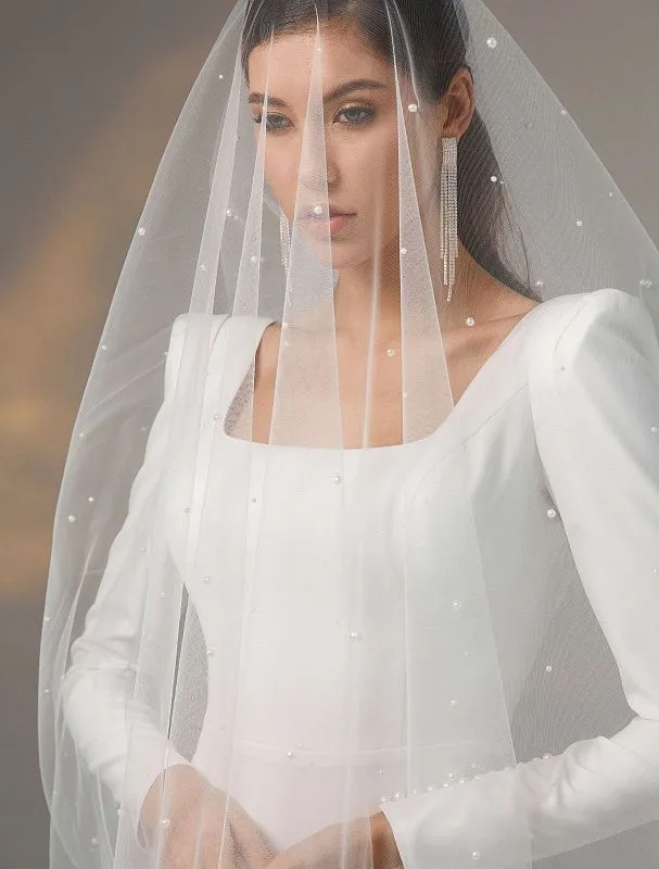 Rose Elegant  Long Sleeves White Wedding Dress