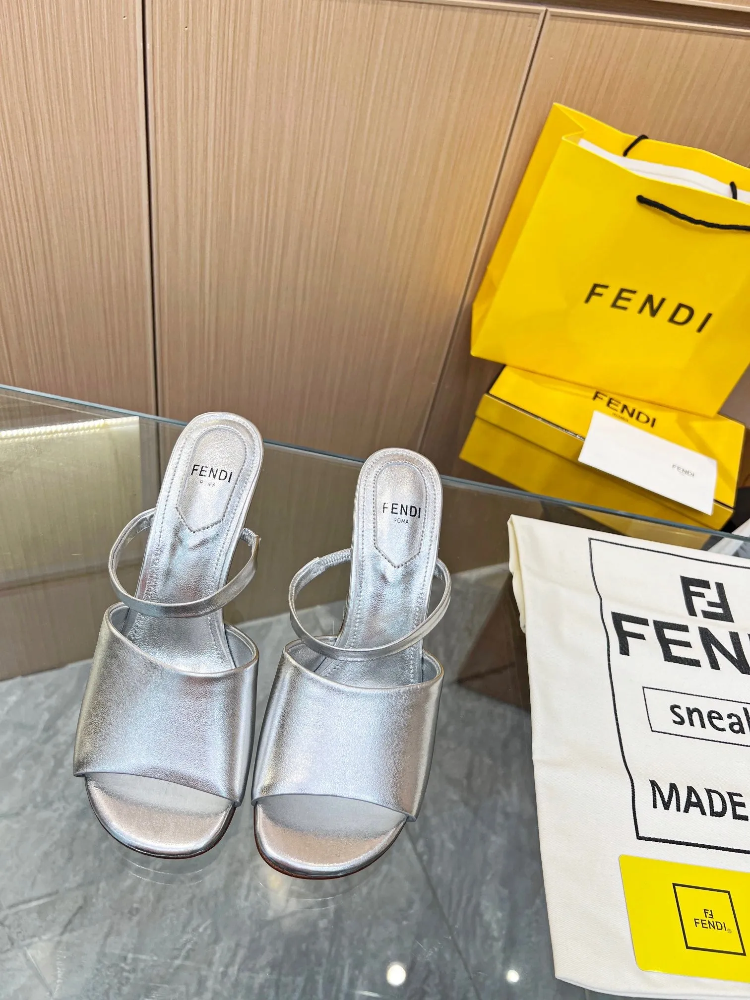 SE1149 FF First High-Heeled Sandals / Size5-11
