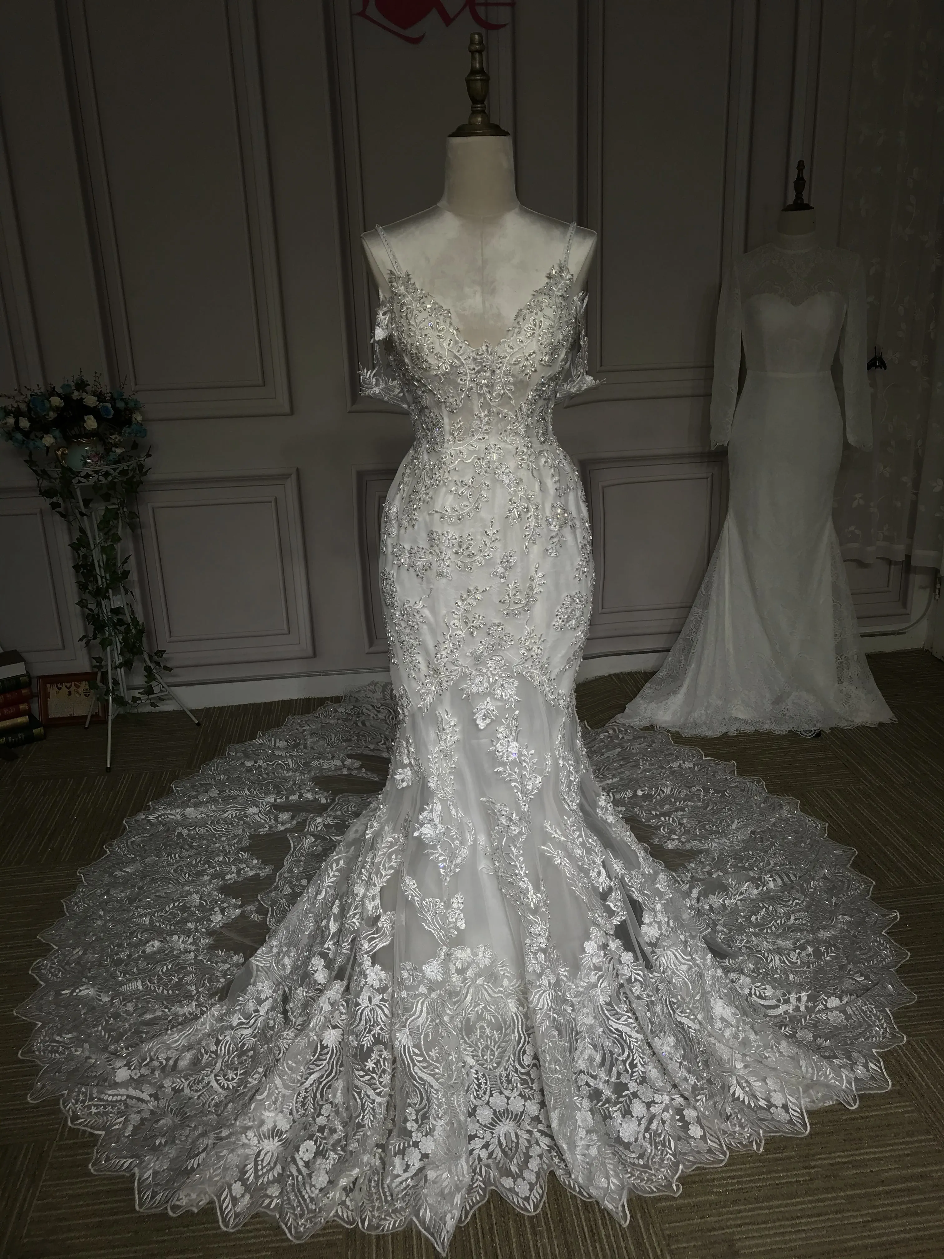 Spaghetti off shoulder lace appliques crystals rhinestones pearls beaded mermaid fit and flare wedding dress 2024