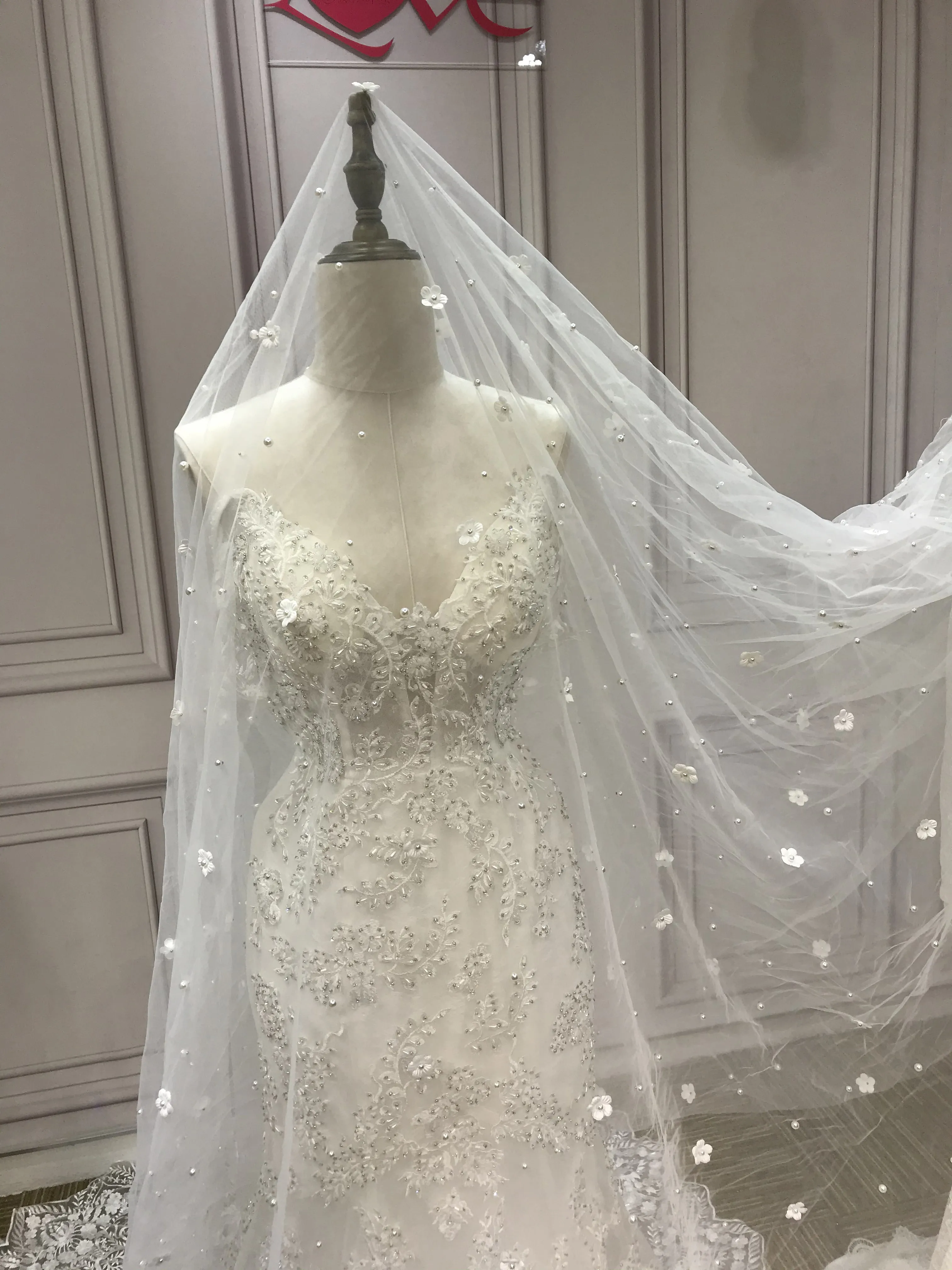 Spaghetti off shoulder lace appliques crystals rhinestones pearls beaded mermaid fit and flare wedding dress 2024