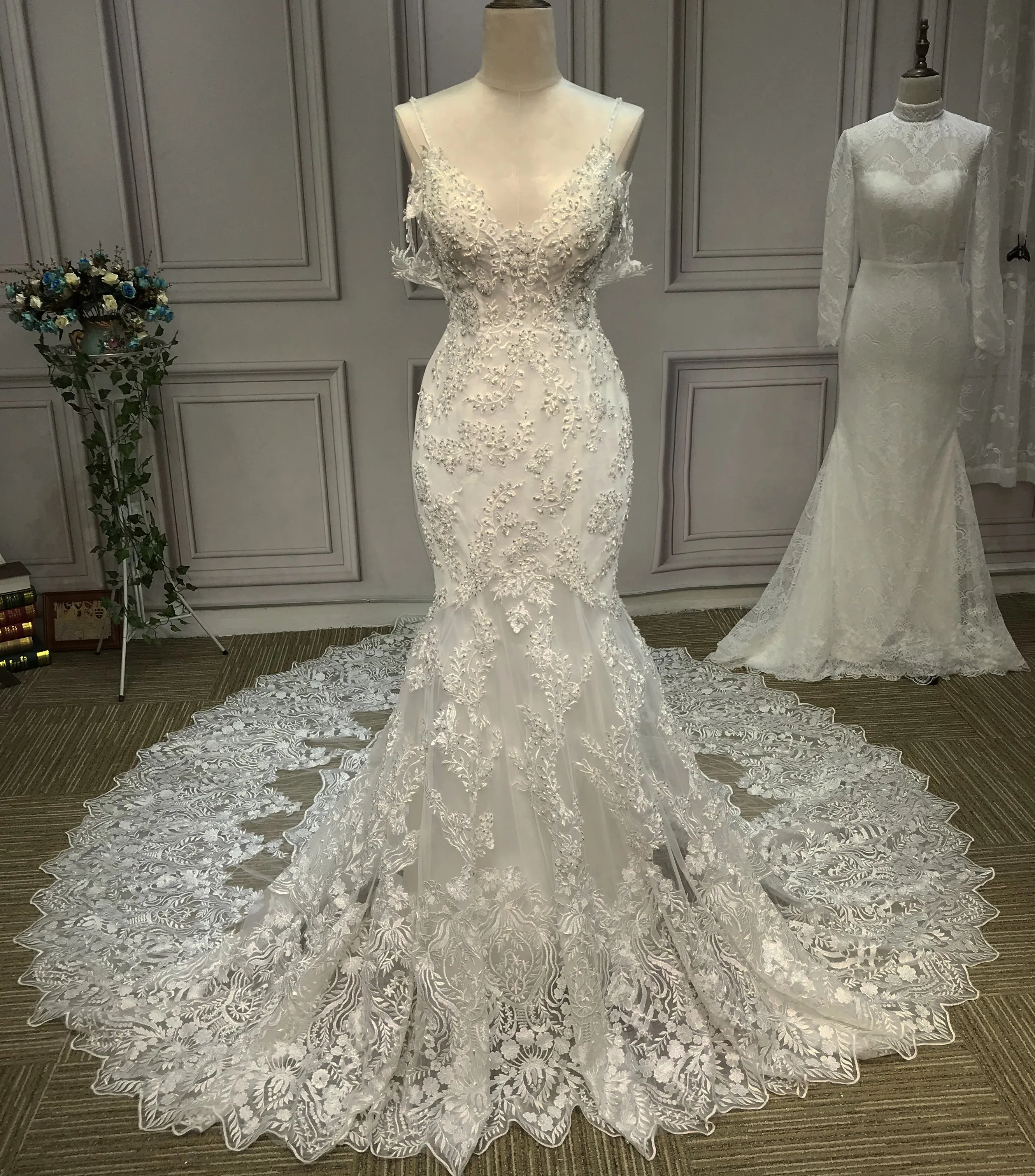 Spaghetti off shoulder lace appliques crystals rhinestones pearls beaded mermaid fit and flare wedding dress 2024