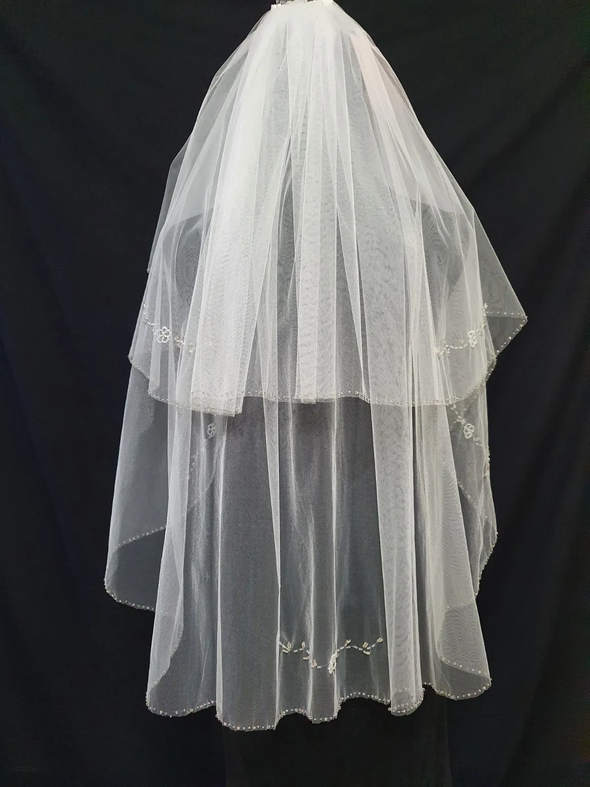 Veil 320misc: Fingertip beaded edge 2 tier